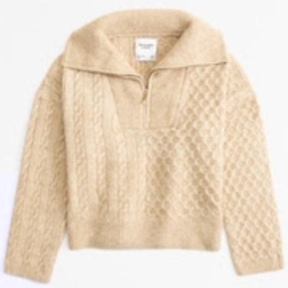 Abercrombie & Fitch Preppy Cable Knit Sweater - Picture 1 of 10